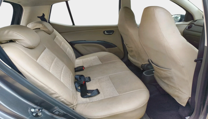 2012 Hyundai i10 SPORTZ 1.2, Petrol, Manual, 31,000 km, interior