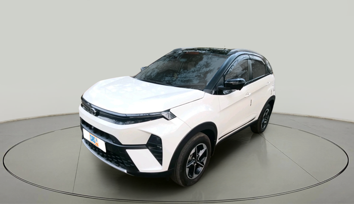 2025 Tata NEXON FEARLESS SUNROOF DCA 1.2 PETROL, Petrol, Automatic, 3,580 km, exterior