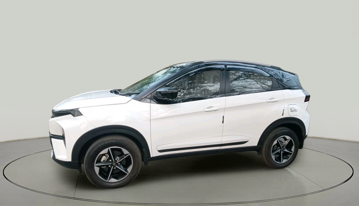 2025 Tata NEXON FEARLESS SUNROOF DCA 1.2 PETROL, Petrol, Automatic, 3,580 km, exterior