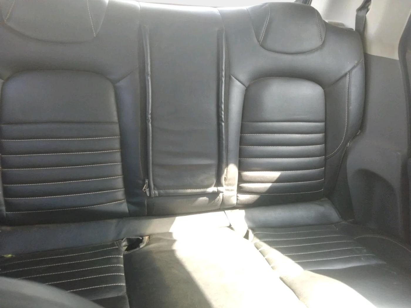 2020 Tata ALTROZ XE PETROL, Petrol, Manual, 25,317 km, interior