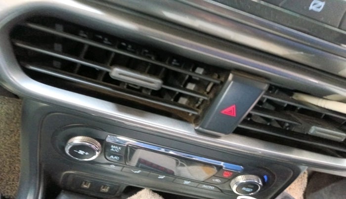 2018 Ford Ecosport TREND+ 1.5L DIESEL, Diesel, Manual, 1,72,975 km, interior