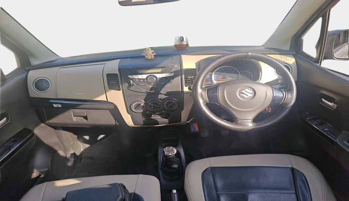 2017 Maruti Wagon R 1.0 VXI, Petrol, Manual, 49,167 km, interior