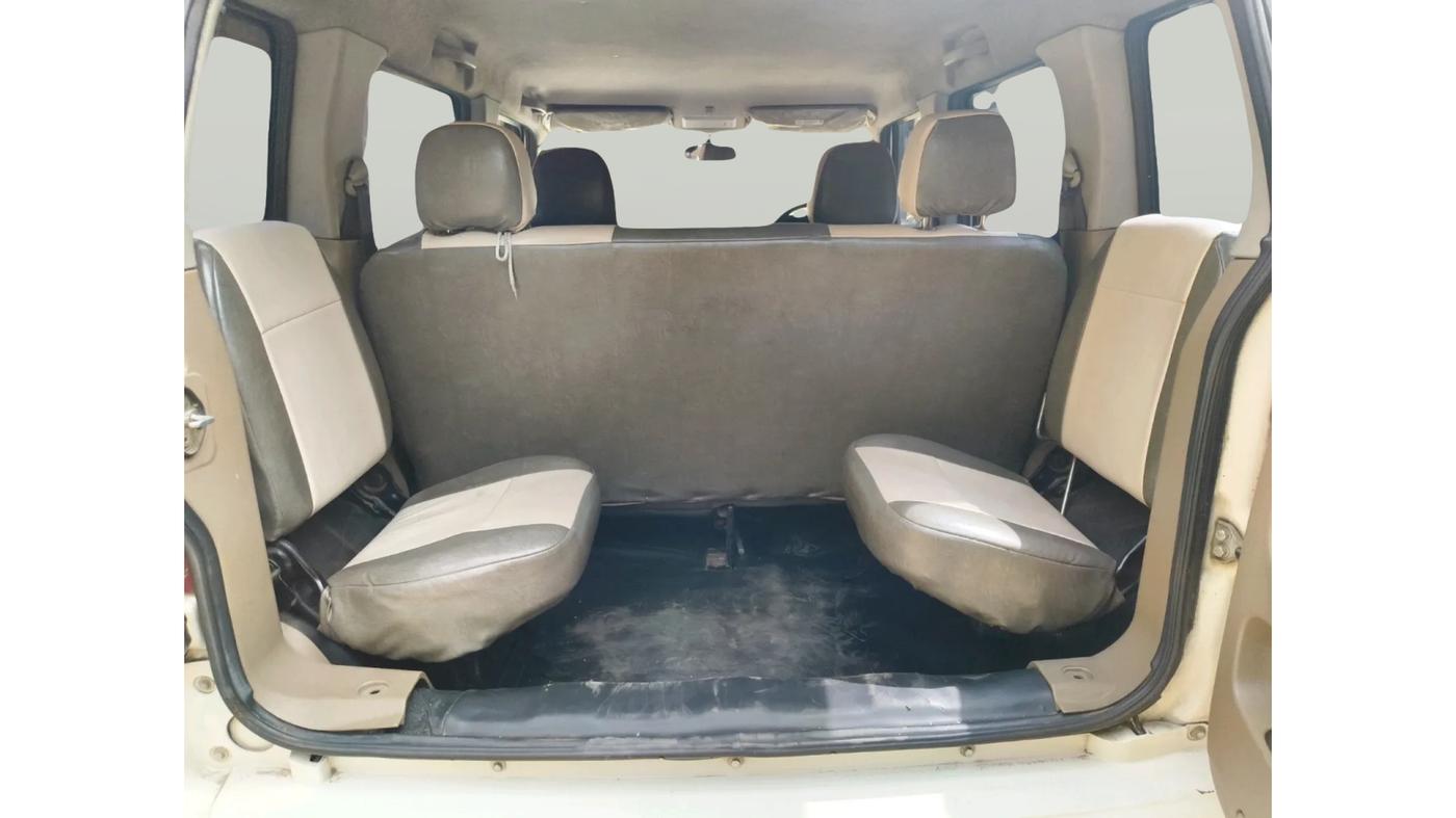 2016 Mahindra TUV300 T6, Diesel, Manual, 1,89,250 km, exterior