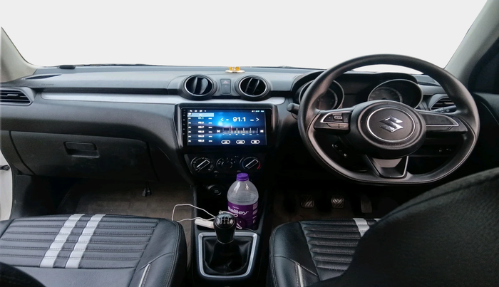 2022 Maruti Swift VXI, Petrol, Manual, 73,564 km, interior