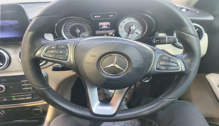 2016 Mercedes Benz GLA Class 200 CGI SPOTRS, Petrol, Automatic, 52,044 km, interior