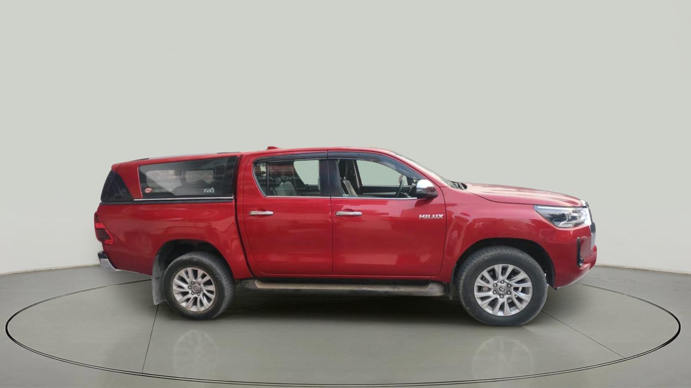 2023 Toyota HILUX HIGH 4X4 AT, Diesel, Automatic, 5,884 km, exterior