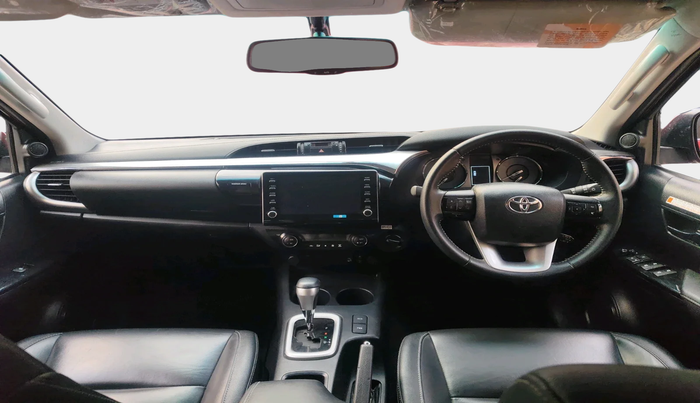 2023 Toyota HILUX HIGH 4X4 AT, Diesel, Automatic, 5,884 km, interior