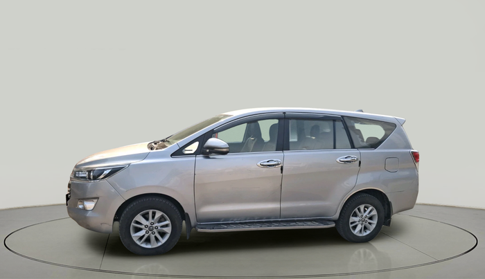 2016 Toyota Innova Crysta 2.4 VX 8 STR, Diesel, Manual, 1,80,804 km, exterior