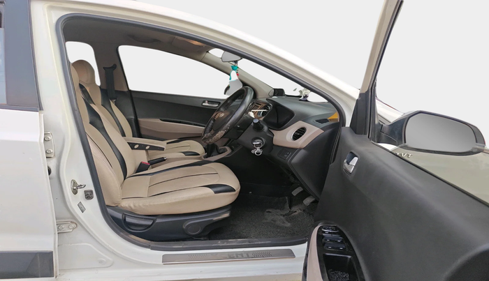 2014 Hyundai Xcent S 1.2, Petrol, Manual, 88,992 km, interior