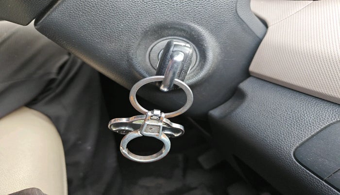 2014 Hyundai Xcent S 1.2, Petrol, Manual, 88,992 km, interior