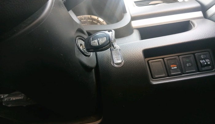 2014 Maruti Swift VXI, Petrol, Manual, 45,254 km, interior