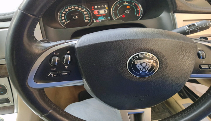 2014 Jaguar XF 2.2 DIESEL LUXURY, Diesel, Automatic, 55,451 km, interior