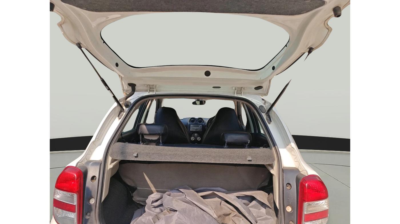 2015 Nissan Micra Active XV, Petrol, Manual, 66,000 km, exterior
