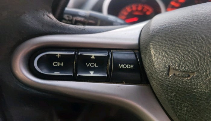 2010 Honda Jazz 1.2L I-VTEC BASE, Petrol, Manual, 1,07,395 km, interior