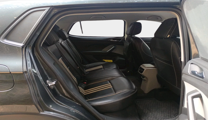 2021 Skoda KUSHAQ AMBITION 1.0L TSI MT, Petrol, Manual, 39,129 km, interior