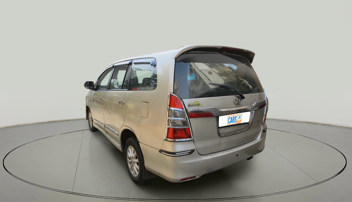 2014 Toyota Innova 2.5 ZX 7 STR, Diesel, Manual, 1,17,154 km, exterior