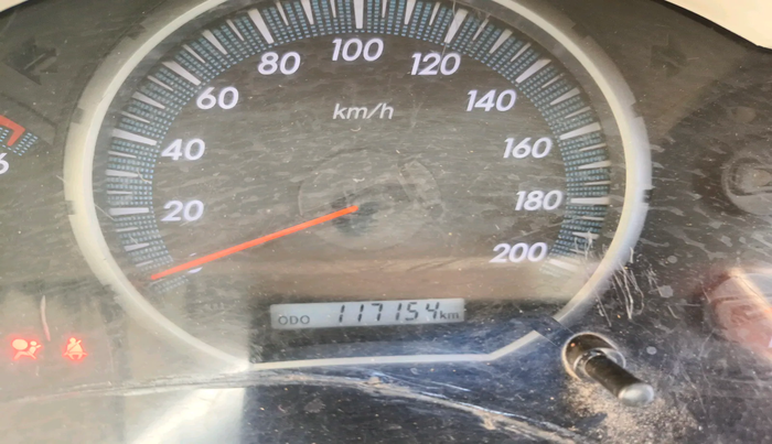 2014 Toyota Innova 2.5 ZX 7 STR, Diesel, Manual, 1,17,154 km, interior