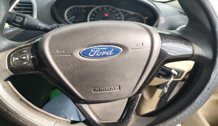 2015 Ford Figo Aspire TREND 1.2 PETROL, Petrol, Manual, 1,03,801 km, interior