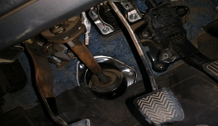 2021 Toyota Innova Crysta 2.4 G 8 STR, Diesel, Manual, 66,926 km, interior