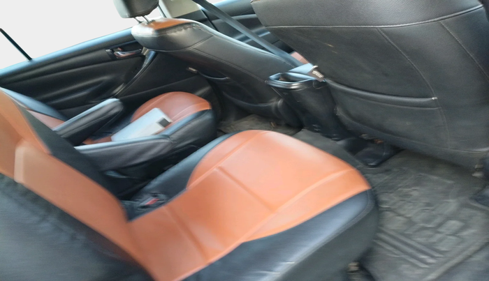 2021 Toyota Innova Crysta 2.4 G 8 STR, Diesel, Manual, 66,926 km, interior