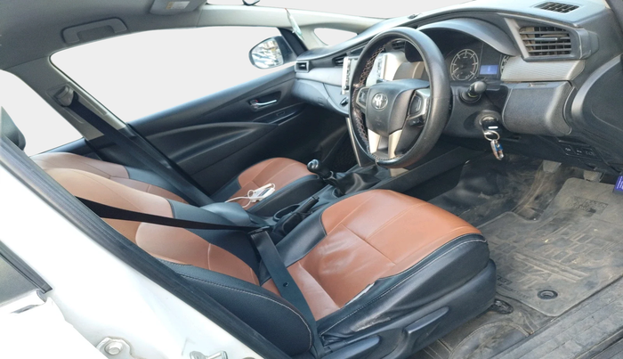 2021 Toyota Innova Crysta 2.4 G 8 STR, Diesel, Manual, 66,926 km, interior