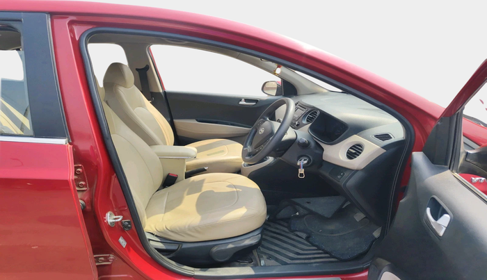 2016 Hyundai Xcent S 1.2, Petrol, Manual, 49,239 km, interior