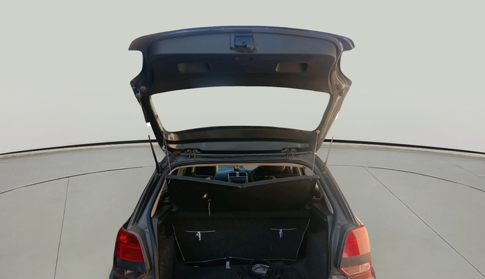 2015 Volkswagen Polo HIGHLINE1.2L, Petrol, Manual, 80,434 km, exterior