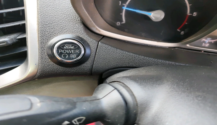 2017 Ford Ecosport TITANIUM 1.5L DIESEL, Diesel, Manual, 1,47,264 km, interior