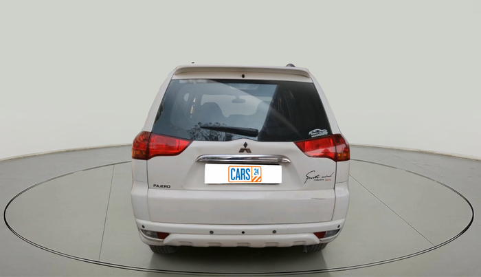 2014 Mitsubishi Pajero Sport 2.5 MT 4X4, Diesel, Manual, 1,32,147 km, exterior