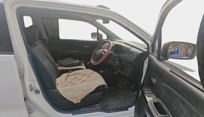 2014 Maruti Wagon R Stingray VXI, Petrol, Manual, 47,257 km, interior