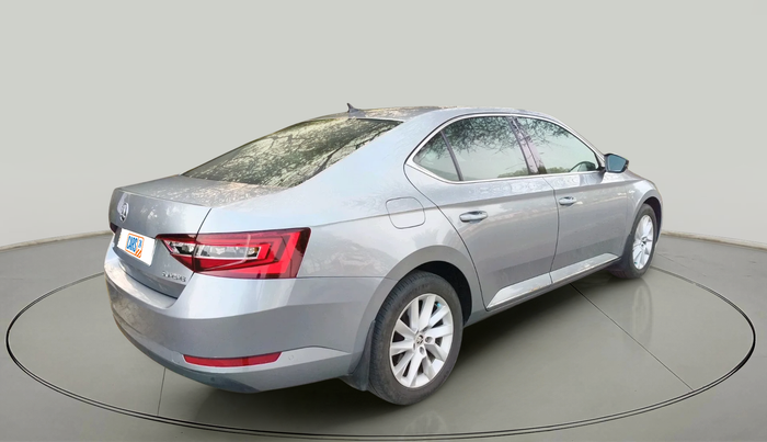 2019 Skoda Superb L&K 1.8 TSI AT, Petrol, Automatic, 64,800 km, exterior