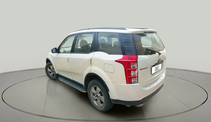 2015 Mahindra XUV500 W8, Diesel, Manual, 46,300 km, exterior