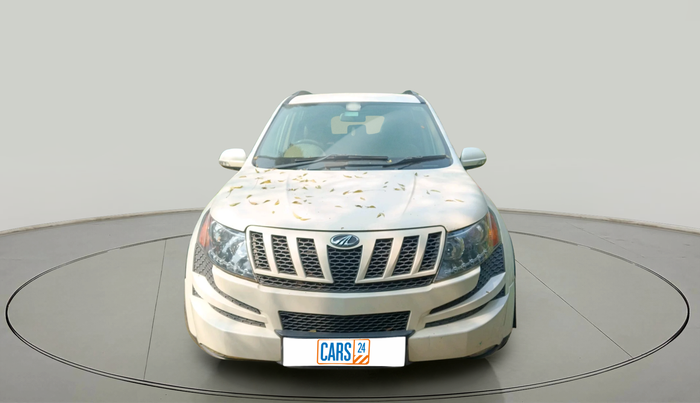 2015 Mahindra XUV500 W8, Diesel, Manual, 46,300 km, exterior