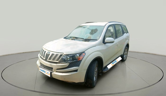 2015 Mahindra XUV500 W8, Diesel, Manual, 46,300 km, exterior