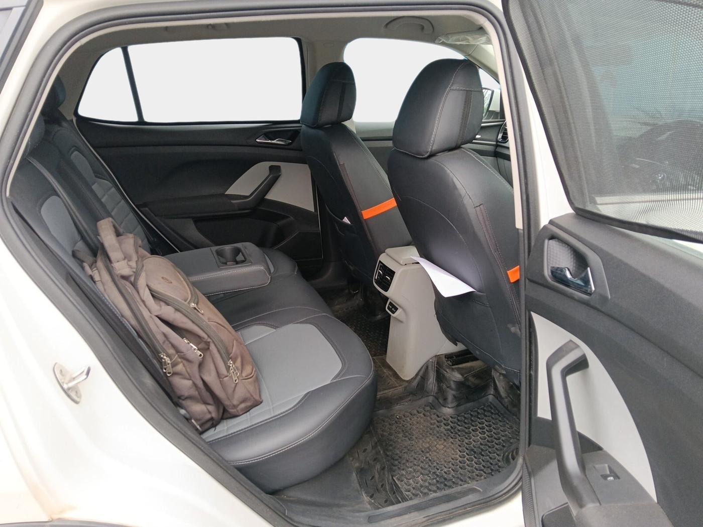 2023 Skoda KUSHAQ AMBITION 1.5 TSI DSG, Petrol, Automatic, 18,000 km, interior