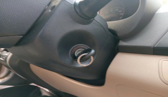 2018 Hyundai Eon ERA +, Petrol, Manual, 77,733 km, interior