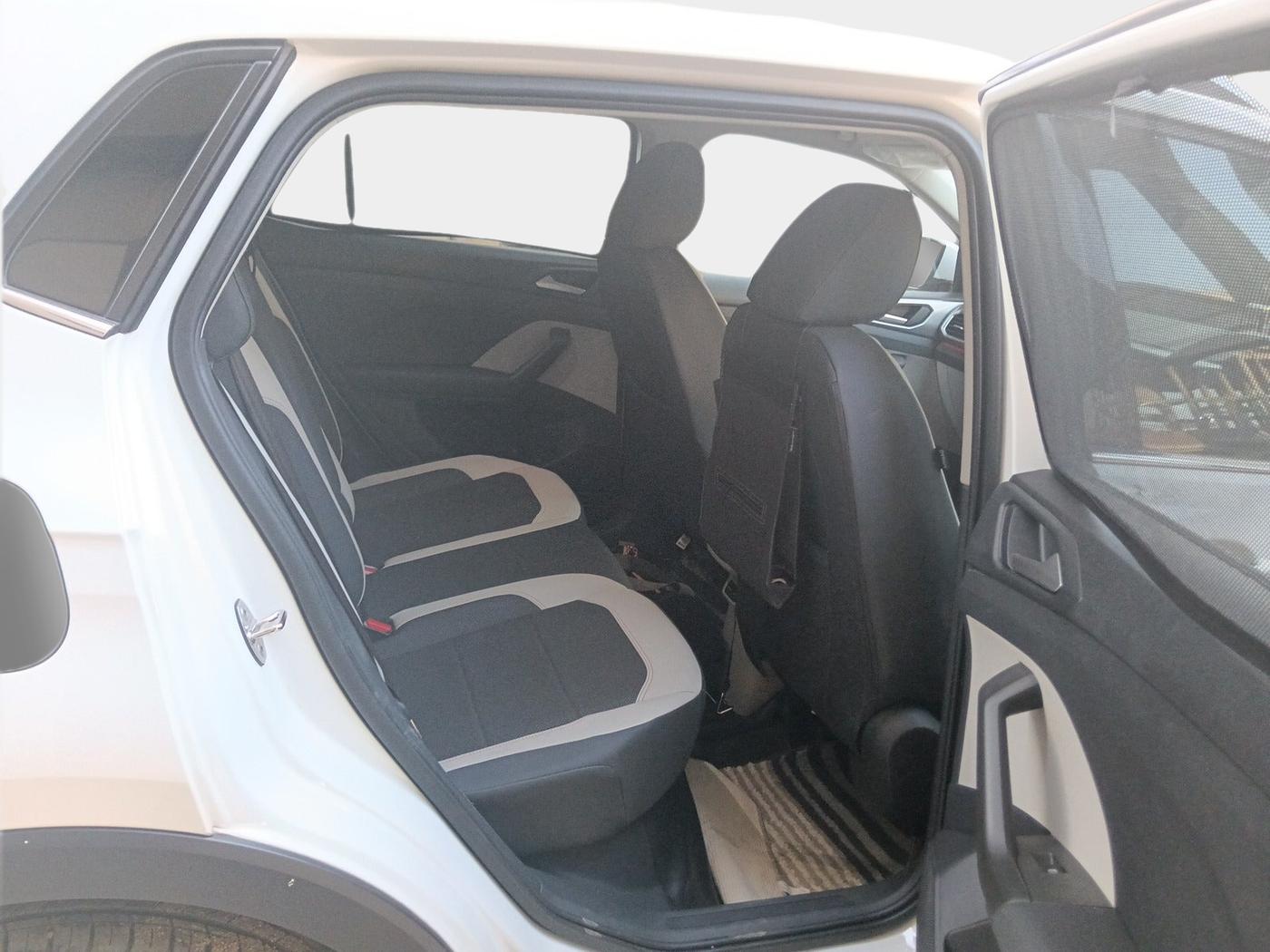 2024 Volkswagen TAIGUN GT PLUS 1.5 TSI DSG, Petrol, Automatic, 5,375 km, interior