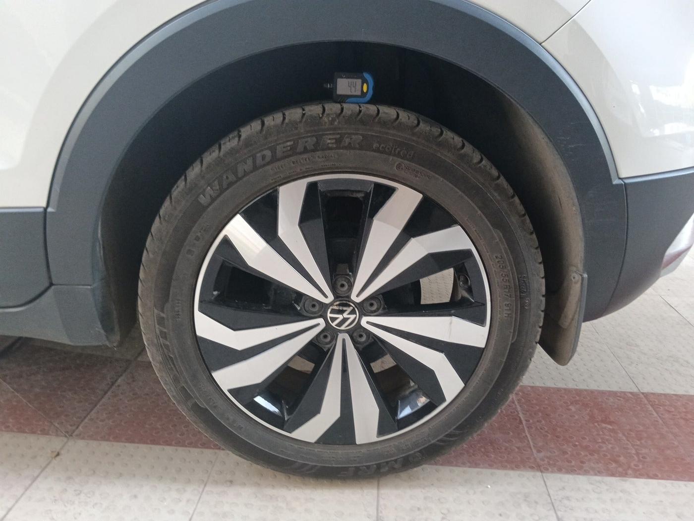 2024 Volkswagen TAIGUN GT PLUS 1.5 TSI DSG, Petrol, Automatic, 5,375 km, tyre