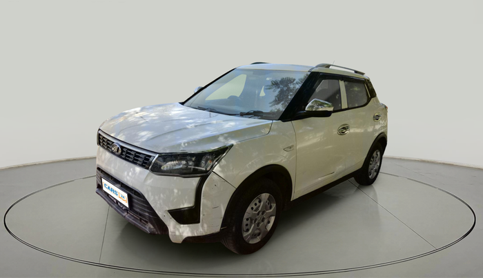2019 Mahindra XUV300 W4 1.5 DIESEL, Diesel, Manual, 1,94,574 km, exterior