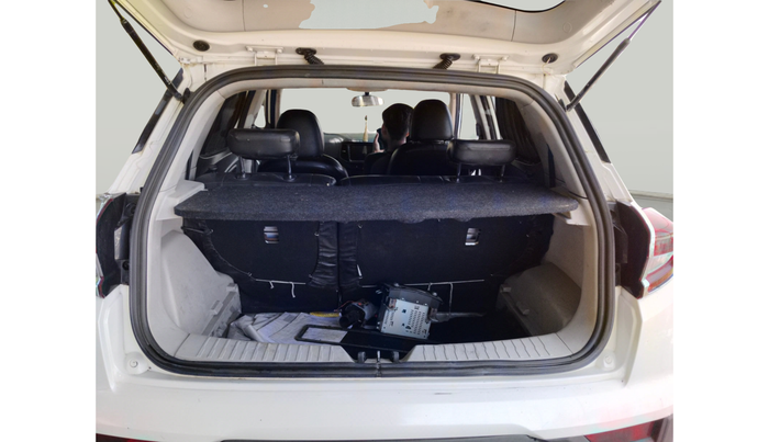 2019 Mahindra XUV300 W4 1.5 DIESEL, Diesel, Manual, 1,94,574 km, exterior