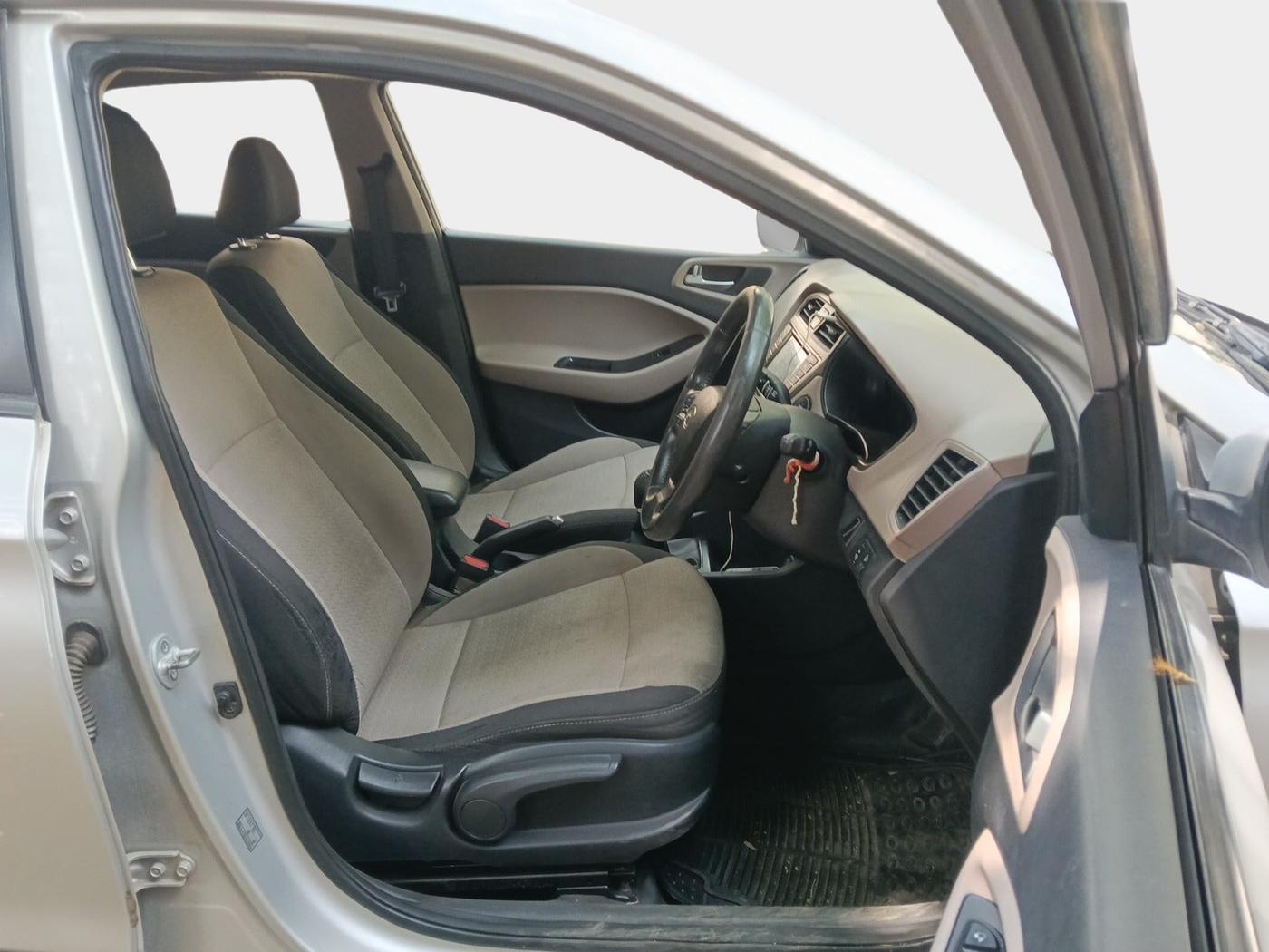 2016 Hyundai Elite i20 ASTA 1.2, Petrol, Manual, 85,914 km, interior