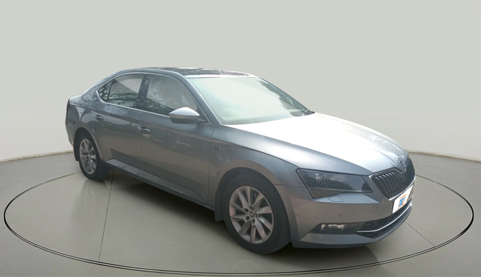 2017 Skoda Superb L&K 2.0 TDI AT, Diesel, Automatic, 1,42,683 km, exterior