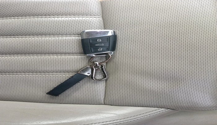 2017 Skoda Superb L&K 2.0 TDI AT, Diesel, Automatic, 1,42,683 km, interior