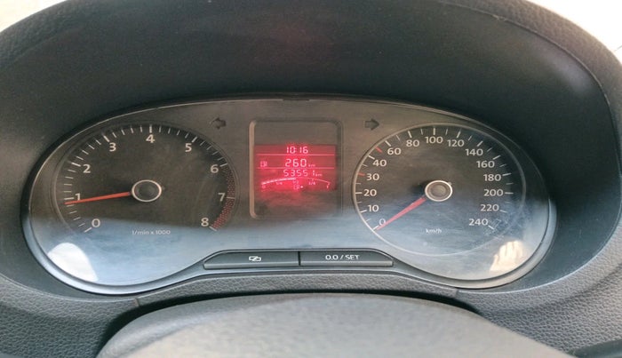 2014 Volkswagen Polo COMFORTLINE 1.2L, Petrol, Manual, 53,551 km, interior