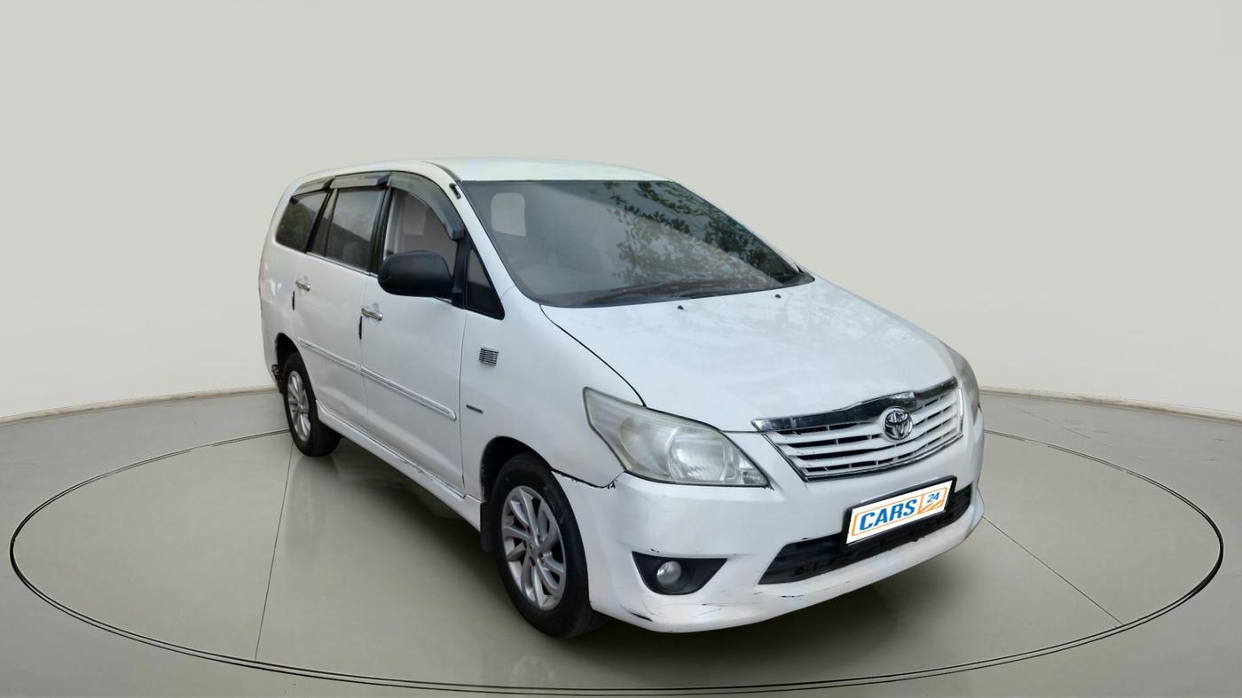2012 Toyota Innova 2.5 GX 8 STR, Diesel, Manual, 2,78,283 km, exterior