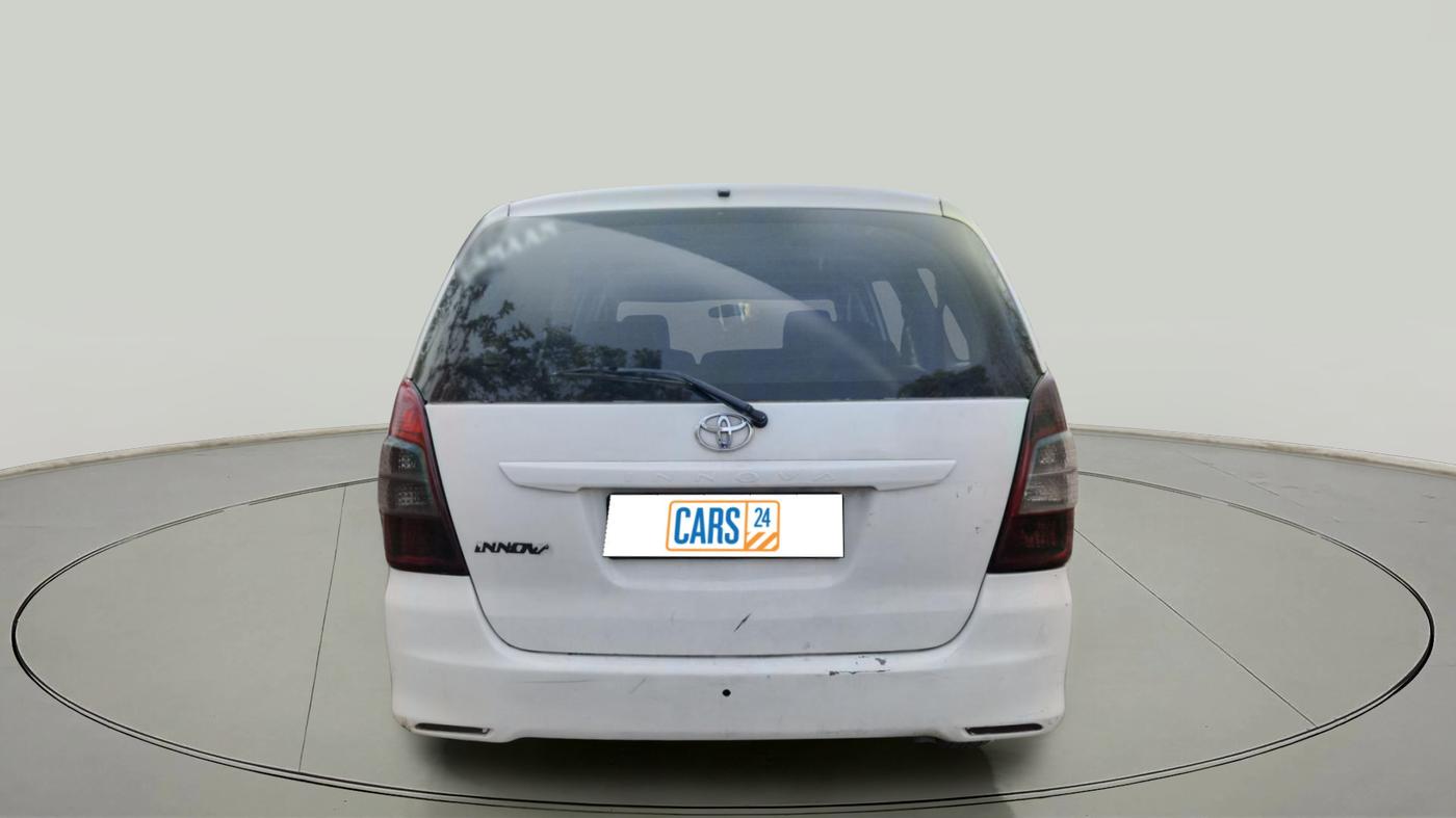 2012 Toyota Innova 2.5 GX 8 STR, Diesel, Manual, 2,78,283 km, exterior
