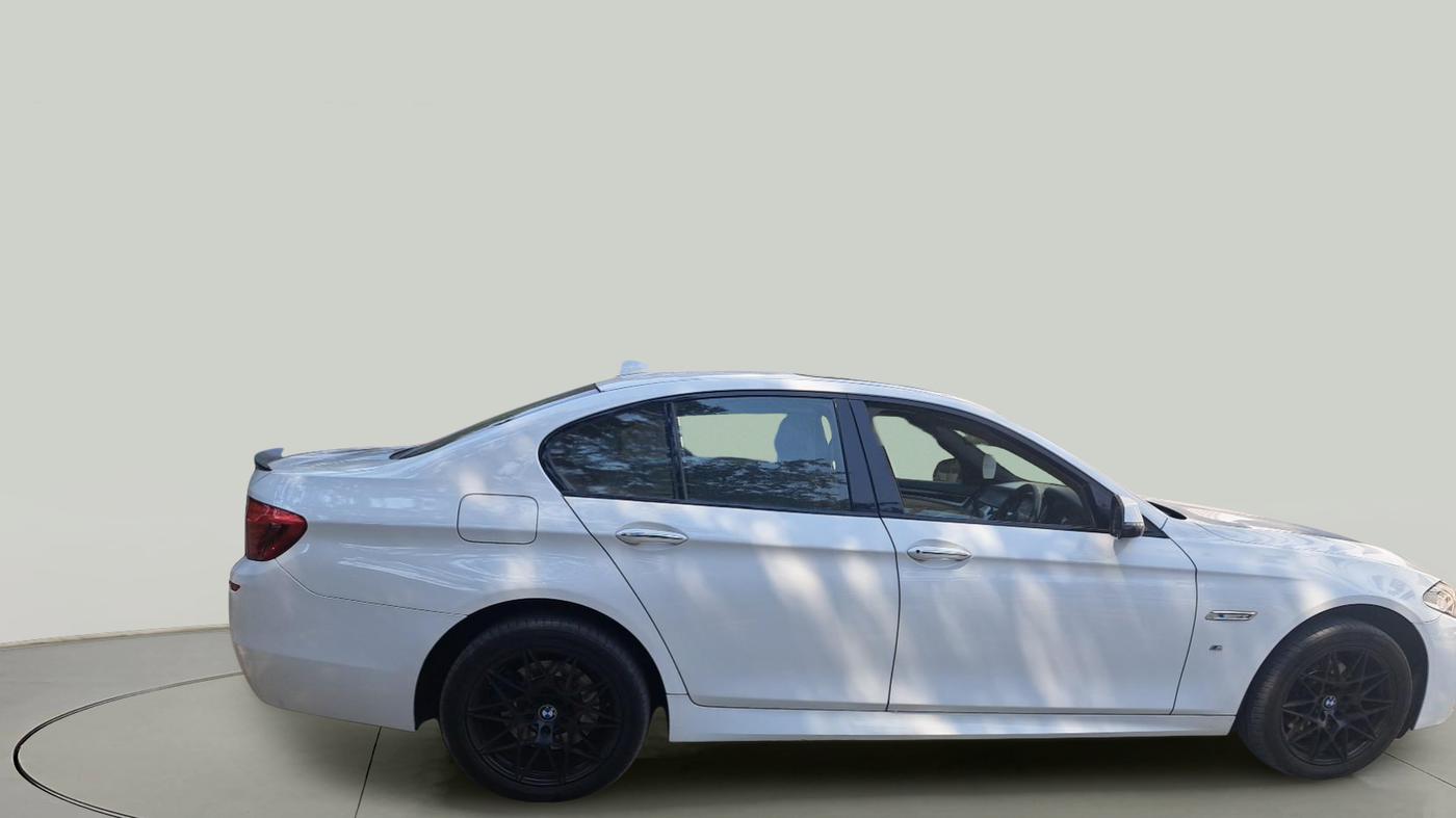 2016 BMW 5 Series 520D M SPORT, Diesel, Automatic, 67,445 km, exterior