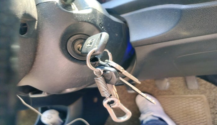 2014 Honda Amaze 1.5L I-DTEC EX, Diesel, Manual, 1,02,875 km, interior