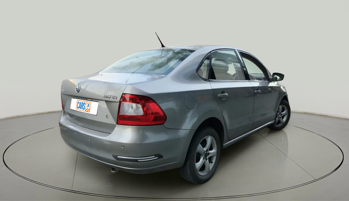 2015 Skoda Rapid 1.5 TDI CR AMBITION WITH ALLOY, Diesel, Manual, 94,872 km, exterior