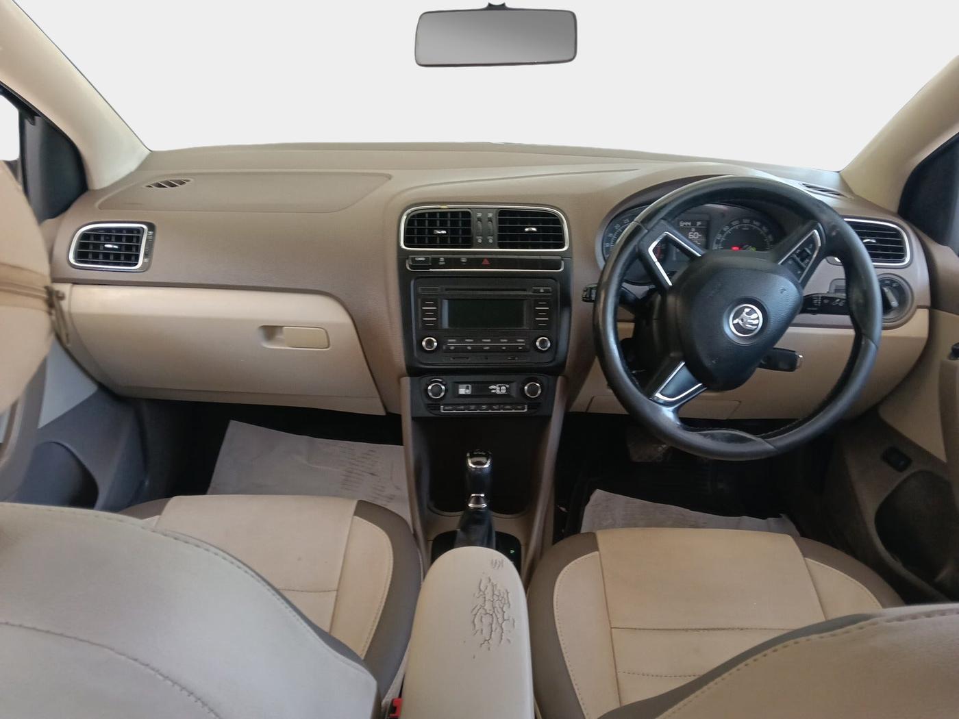 2014 Skoda Rapid 1.5 TDI CR ELEGANCE AT, Diesel, Automatic, 87,783 km, interior